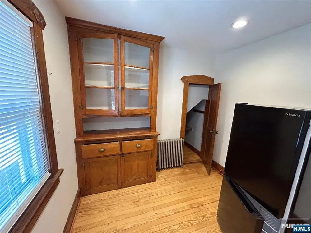 256 7th Street 2 Clifton, NJ 07011
