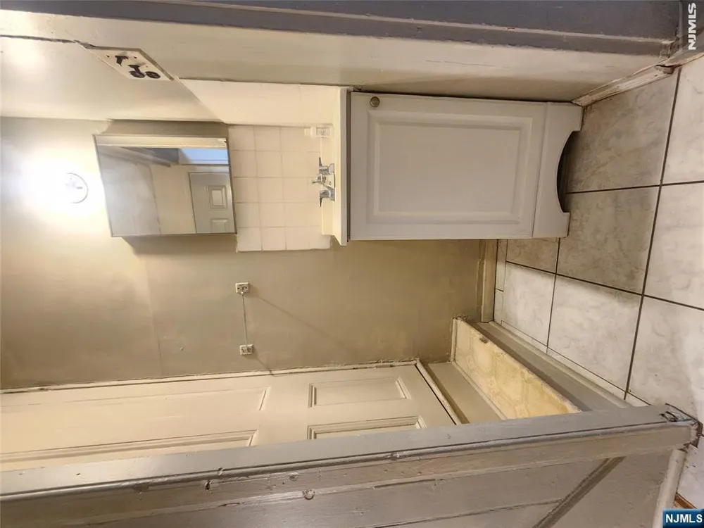 133 Belmont Avenue 1st Floor Paterson, NJ 07522