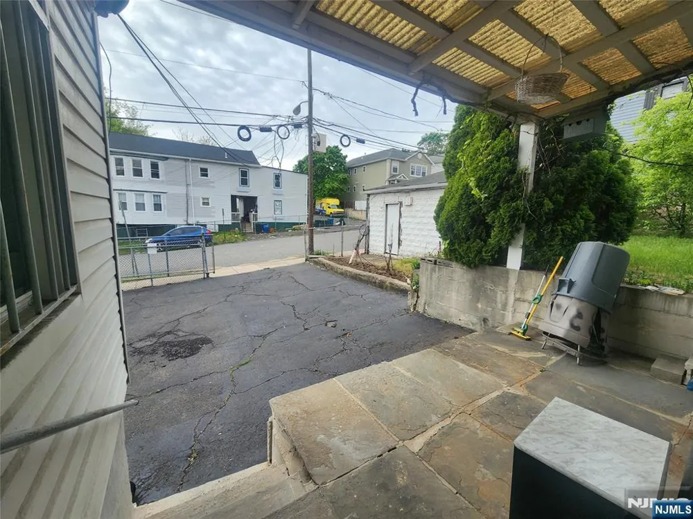 133 Belmont Avenue 1st Floor Paterson, NJ 07522