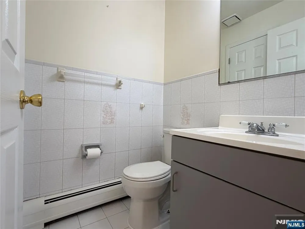 440 Brinkerhoff Avenue A Fort Lee, NJ 07024