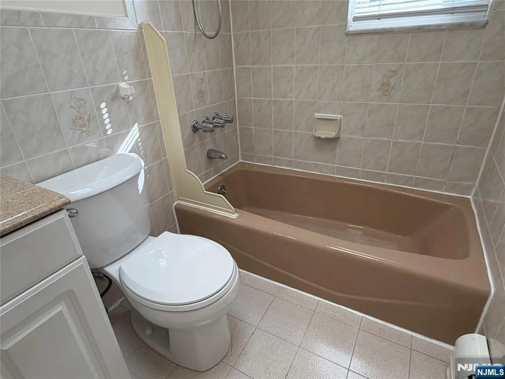 440 Brinkerhoff Avenue A Fort Lee, NJ 07024