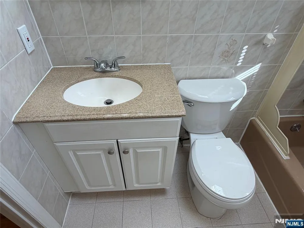 440 Brinkerhoff Avenue A Fort Lee, NJ 07024