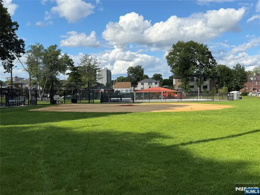 440 Brinkerhoff Avenue A Fort Lee, NJ 07024