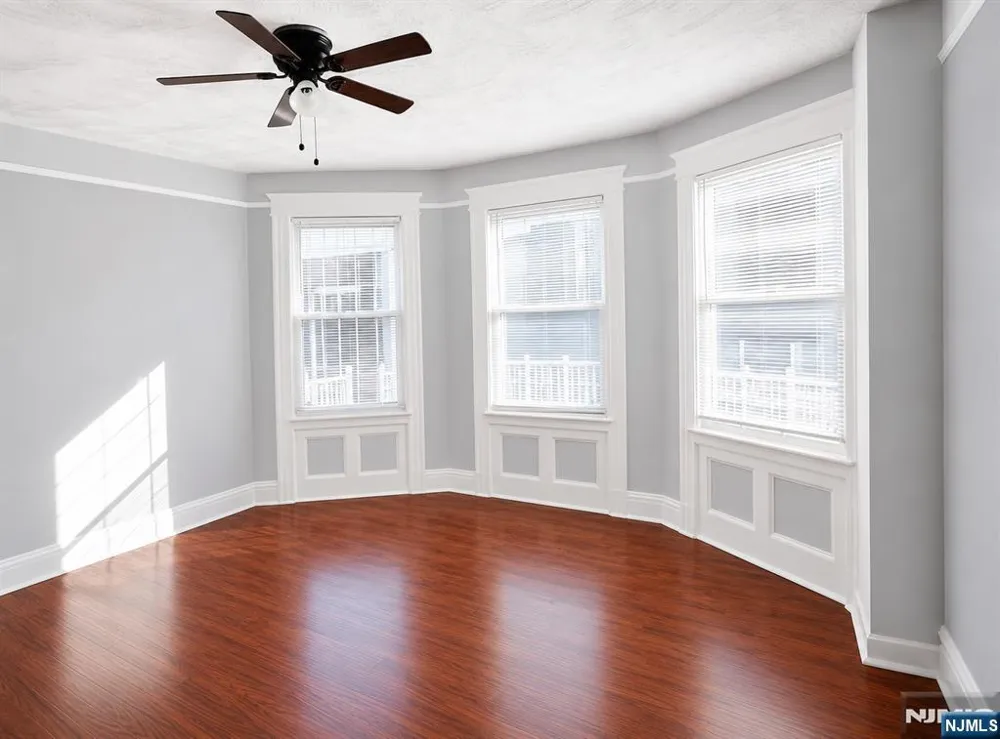 869 17th Street 867 Newark, NJ 07108