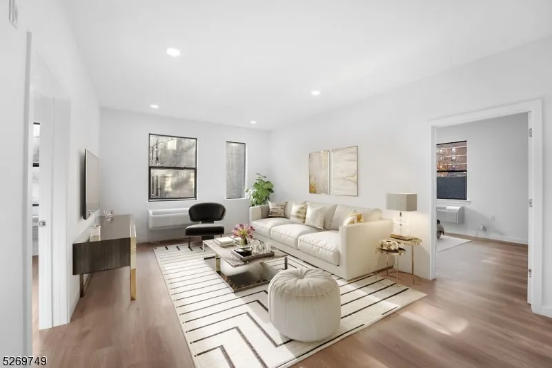 25 Freeway Dr #203 Unit 203 East Orange City, NJ 07018