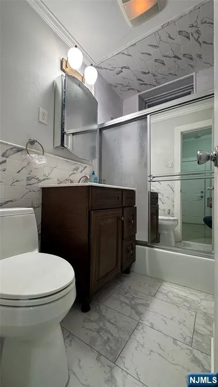 325 79th Street 26 North Bergen, NJ 07047
