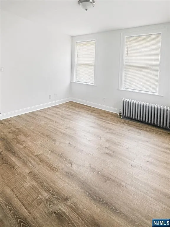818 Summit Avenue 3 River Edge, NJ 07661