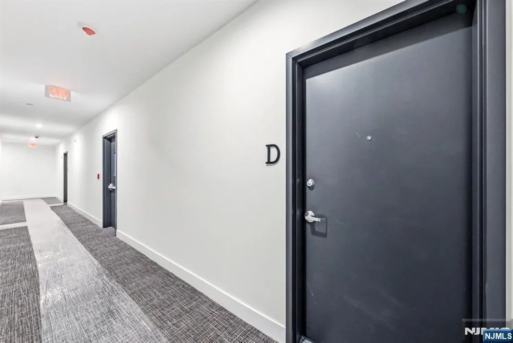 561-565 Broadway D Westwood, NJ 07675