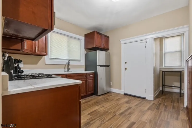 197 Hollywood Ave #1 Unit 1 East Orange City, NJ 07018