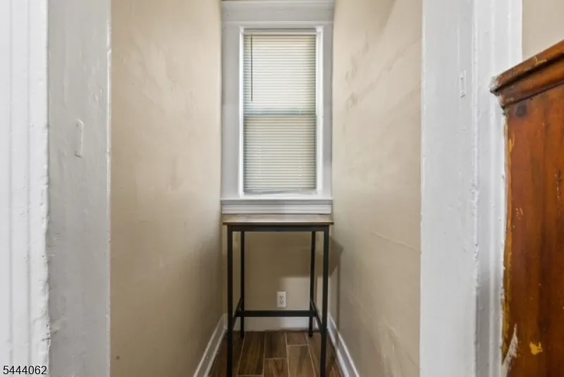 197 Hollywood Ave #1 Unit 1 East Orange City, NJ 07018