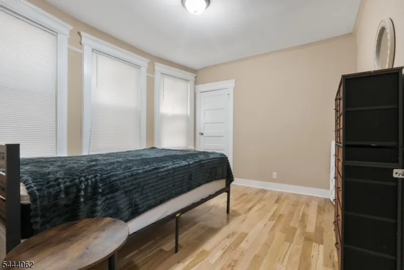 197 Hollywood Ave #1 Unit 1 East Orange City, NJ 07018