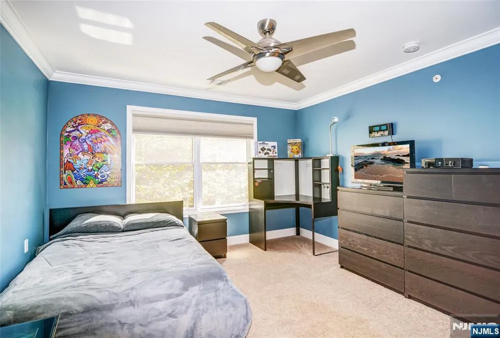 2102 Freeman Way 2102 Allendale, NJ 07401