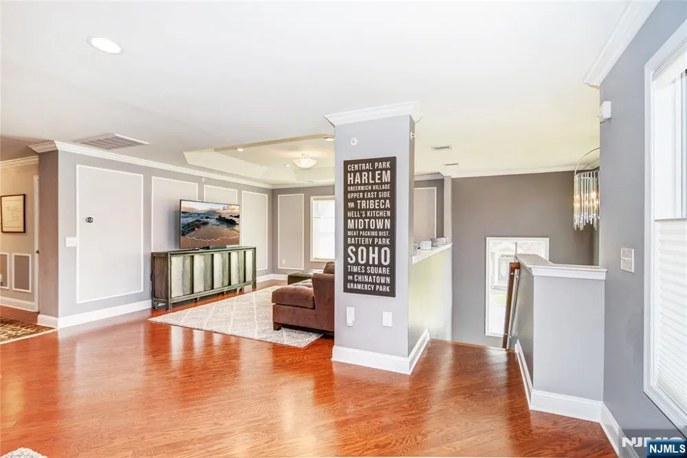 2102 Freeman Way 2102 Allendale, NJ 07401