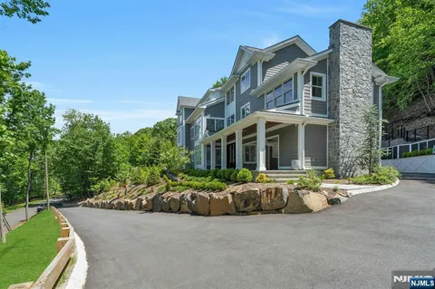 976 Scioto Drive