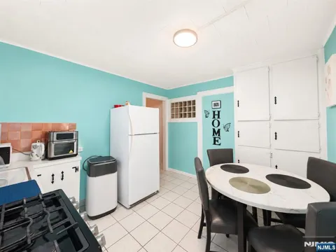 522 Saddle River Road Apt 1