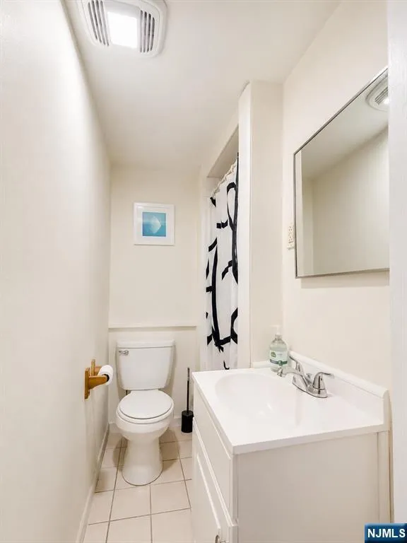 522 Saddle River Road Apt 1 Saddle Brook, NJ 07663