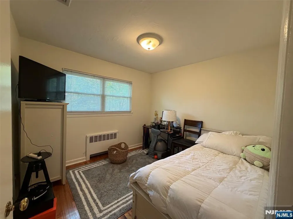 3 Spruce Place Ho-Ho-Kus, NJ 07423