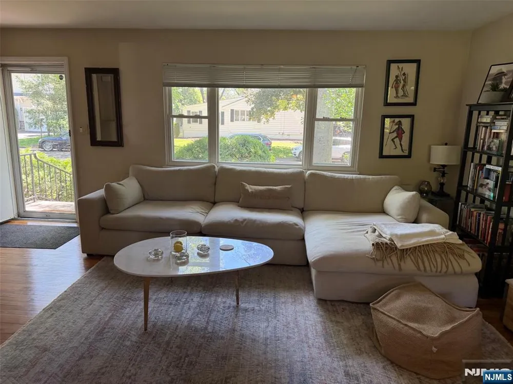 3 Spruce Place Ho-Ho-Kus, NJ 07423