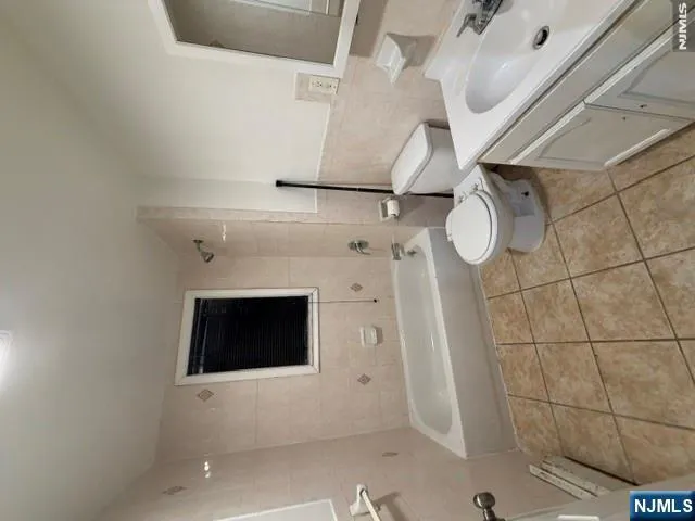149 Fairmount Avenue 1 Newark, NJ 07103