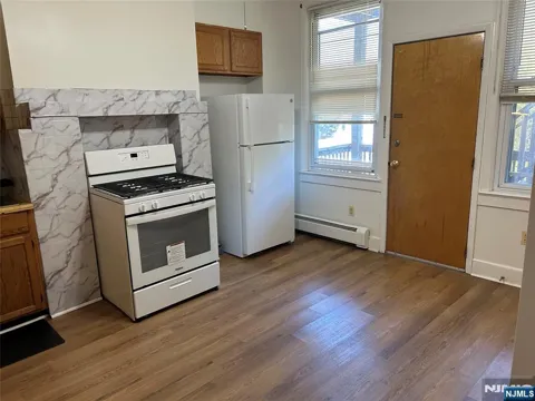 139 Johnston Avenue 3