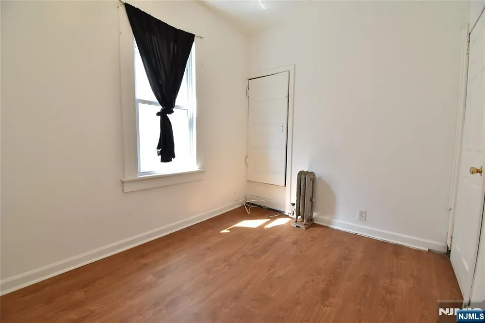 94 Grant Street 2 Passaic, NJ 07055