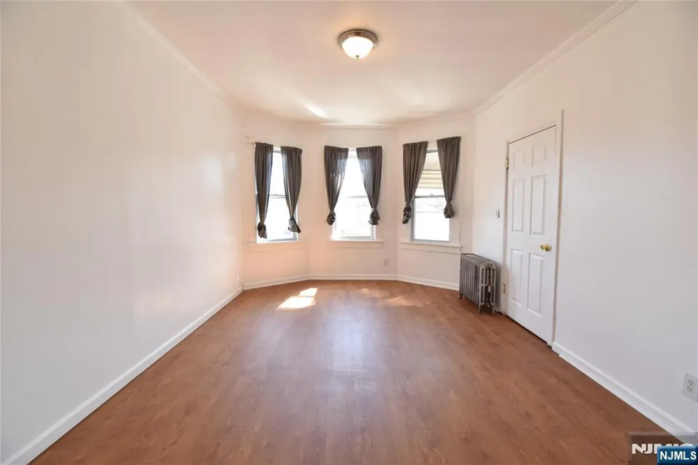 94 Grant Street 2 Passaic, NJ 07055