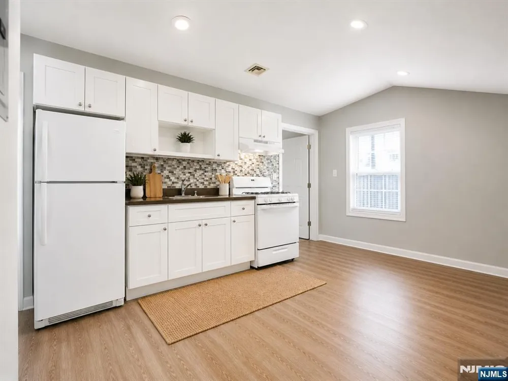 37 12th Avenue 3 Paterson, NJ 07501