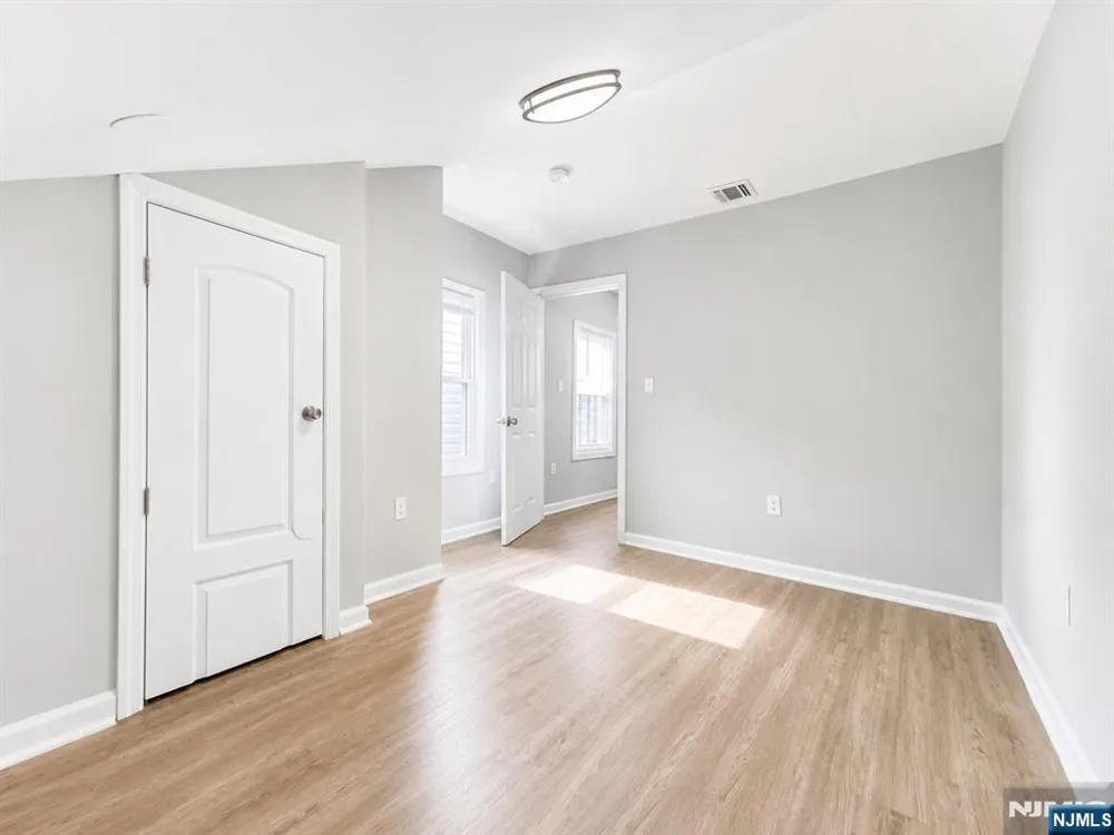 37 12th Avenue 3 Paterson, NJ 07501