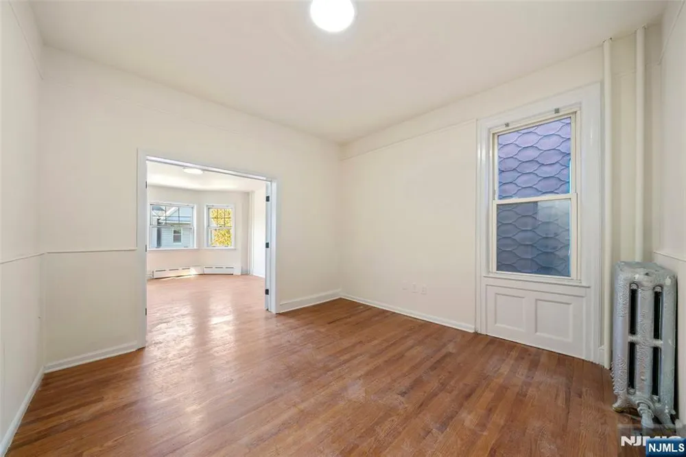 8 Cooper Place 2nd Fl Weehawken, NJ 07086