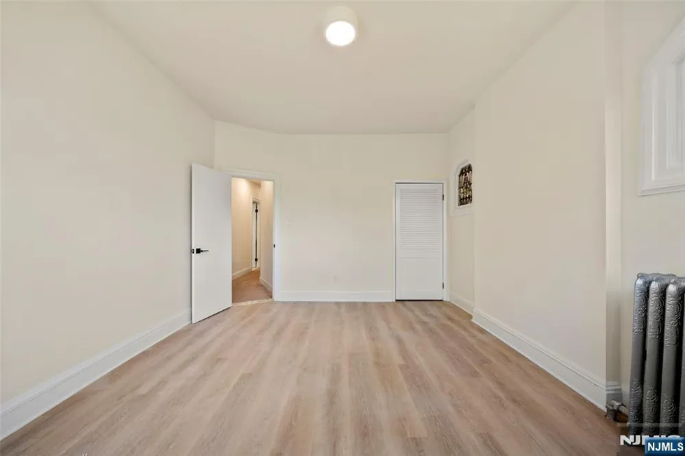 8 Cooper Place 2nd Fl Weehawken, NJ 07086