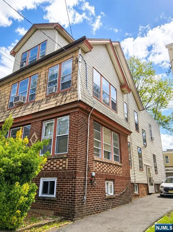 19 Bayview 2 Newark, NJ 07112