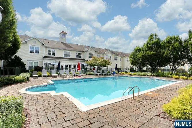 187 Paterson Avenue Midland Park, NJ 07432
