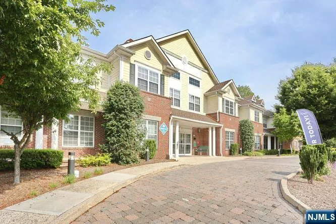 187 Paterson Avenue Midland Park, NJ 07432