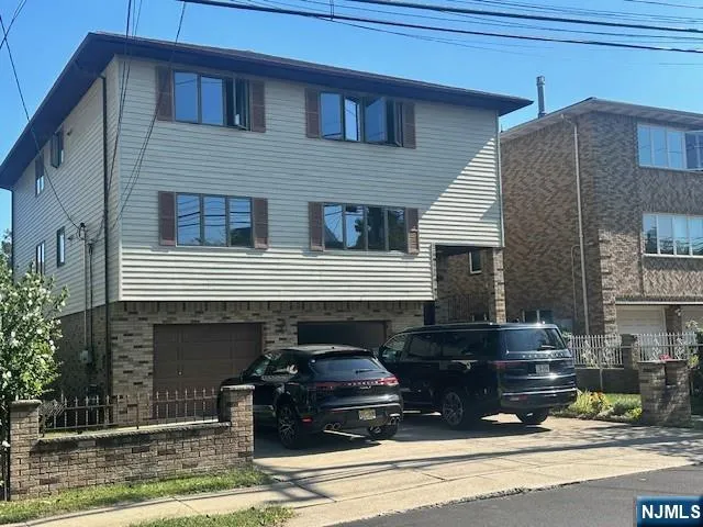 124 Johnson Avenue 1 Wallington, NJ 07057