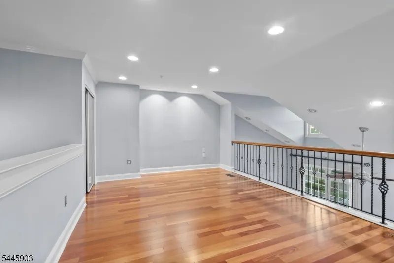 169 Price Ct West New York Town, NJ 07093