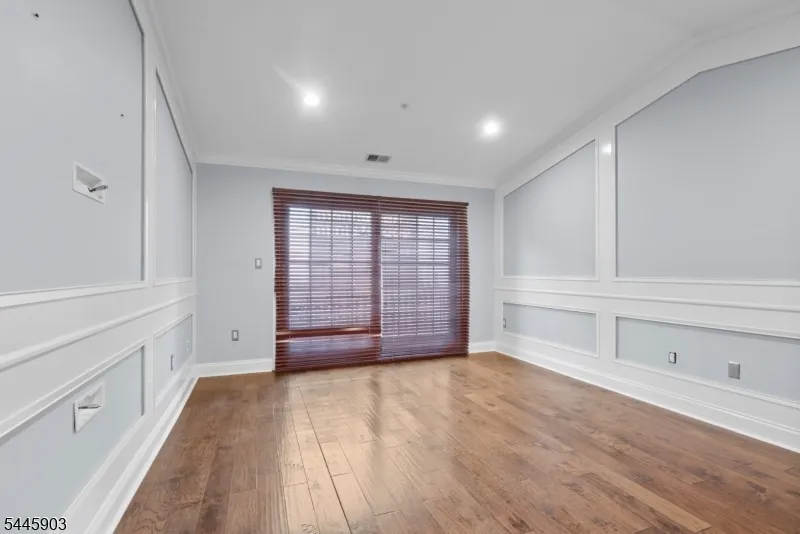 169 Price Ct West New York Town, NJ 07093