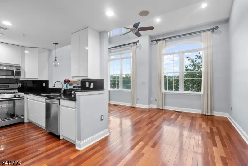 169 Price Ct West New York Town, NJ 07093