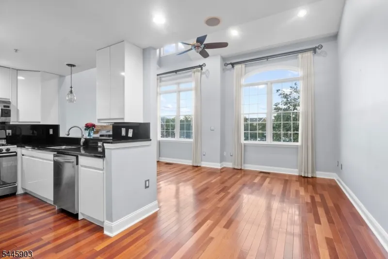169 Price Ct West New York Town, NJ 07093