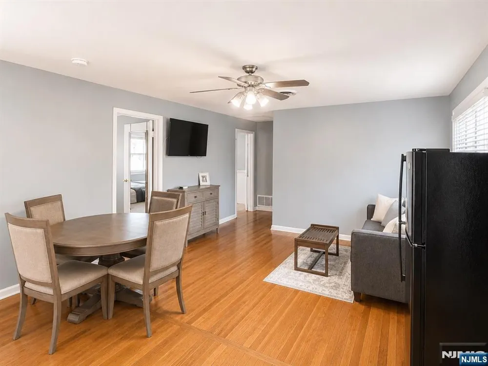 189 Homestead Road Paramus, NJ 07652