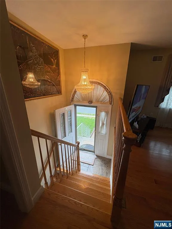 8 William Street Saddle Brook, NJ 07663