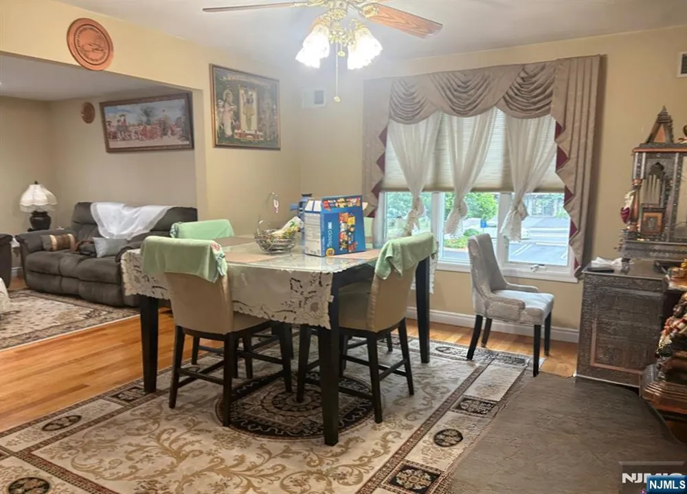 8 William Street Saddle Brook, NJ 07663
