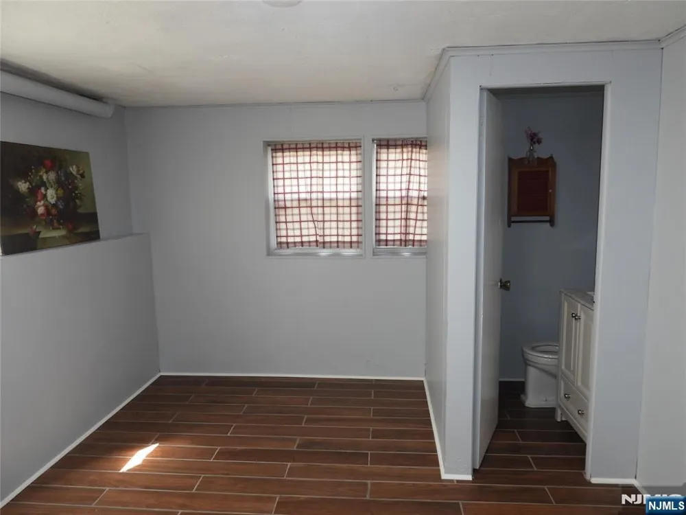 133 Baldwin Avenue Hasbrouck Heights, NJ 07604