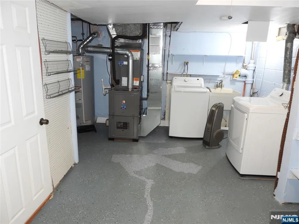 133 Baldwin Avenue Hasbrouck Heights, NJ 07604