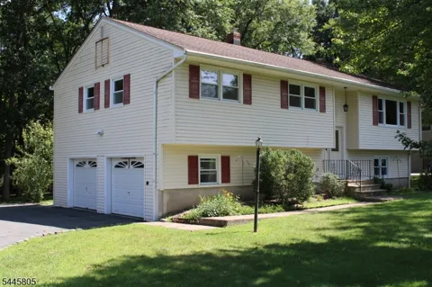 36 Cortright Rd