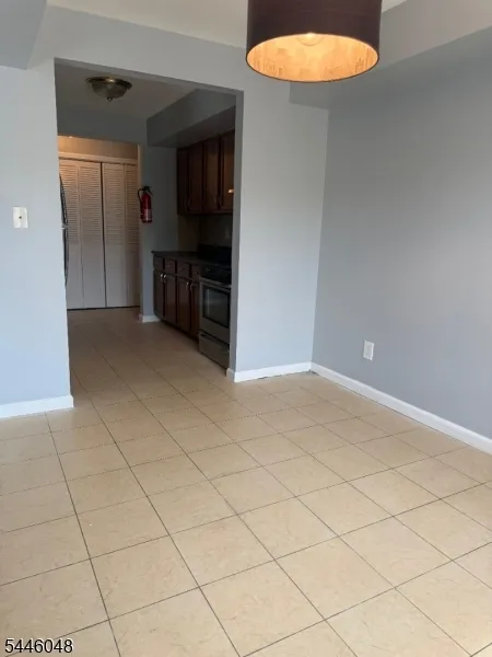 197 Sierra Ct Woodbridge, NJ 07095
