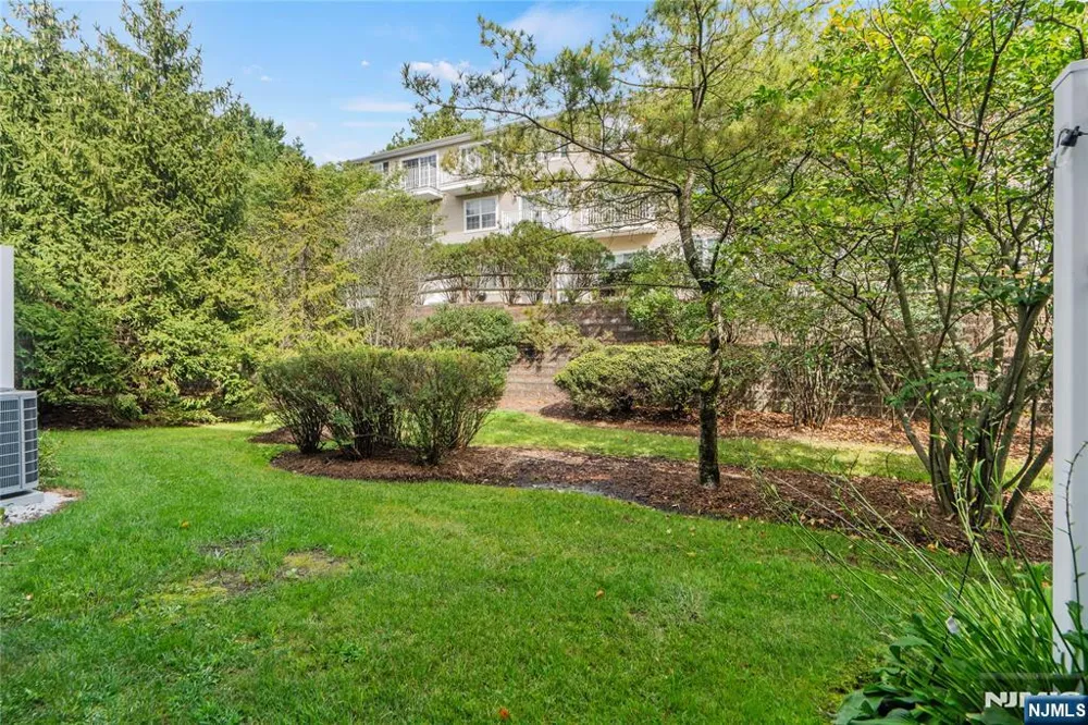 260 Riverwalk Way Clifton, NJ 07014