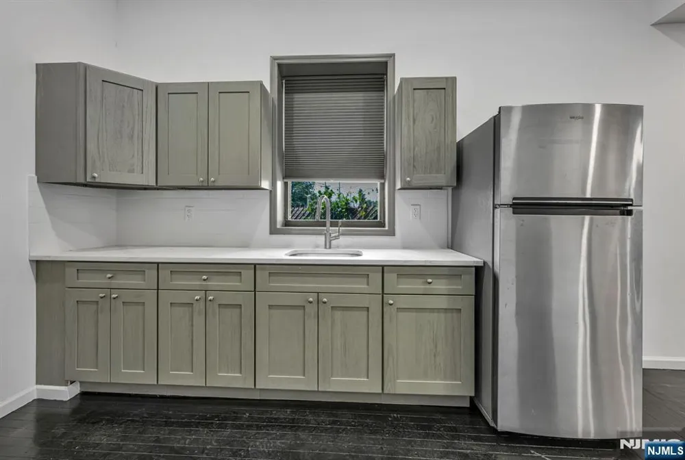172 Madison Avenue 1st Floor Dumont, NJ 07628