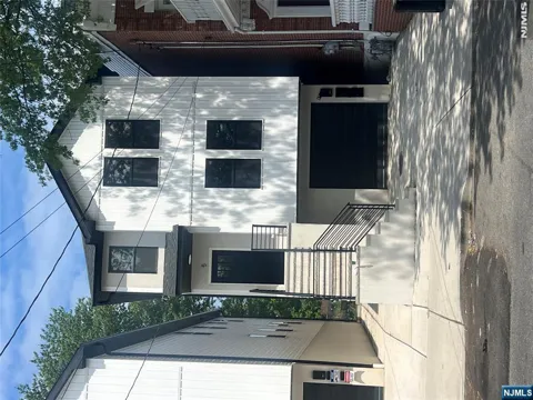 5 Montclair 2