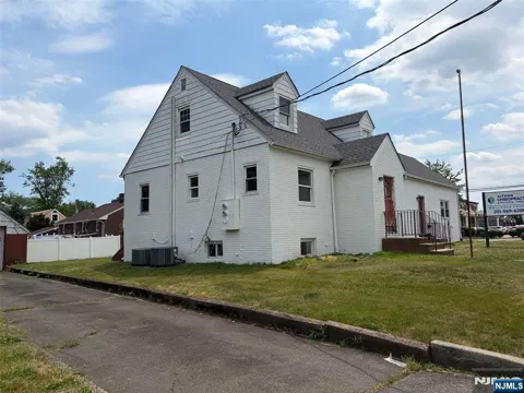 226 Livingston Street