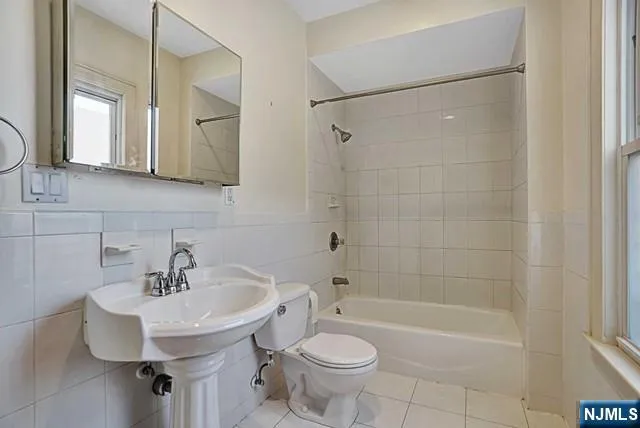 164 Orient Way 2 Rutherford, NJ 07070